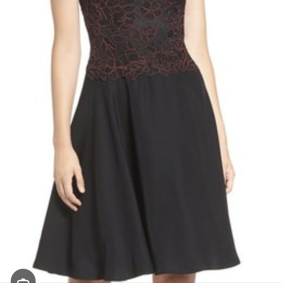 Tadashi Shoji Lace Dress Sokoto design black and red - Picture 9 of 9